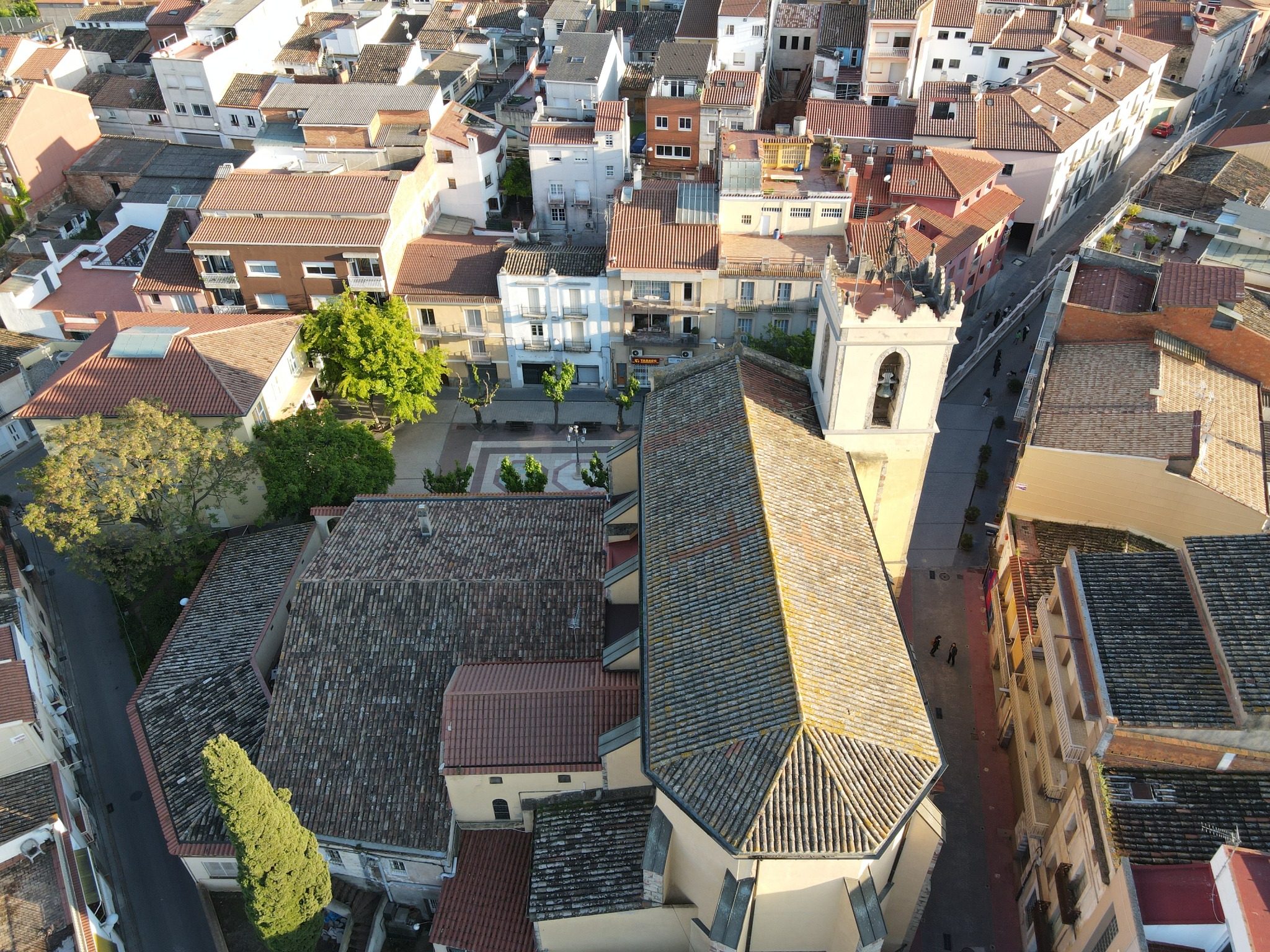 La teulada i el campanar